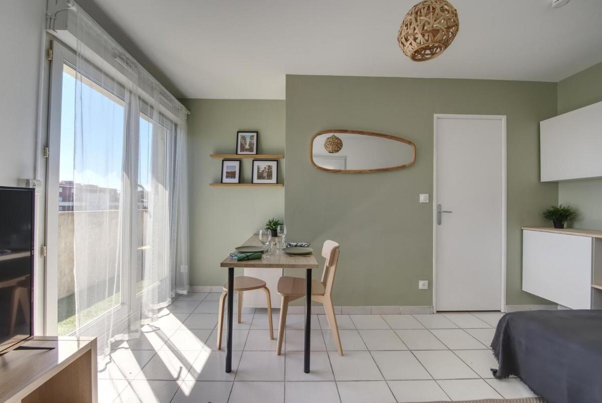 La Palm Room ~ Climatisation ~ Balcon ~ Parking Nimes Luaran gambar