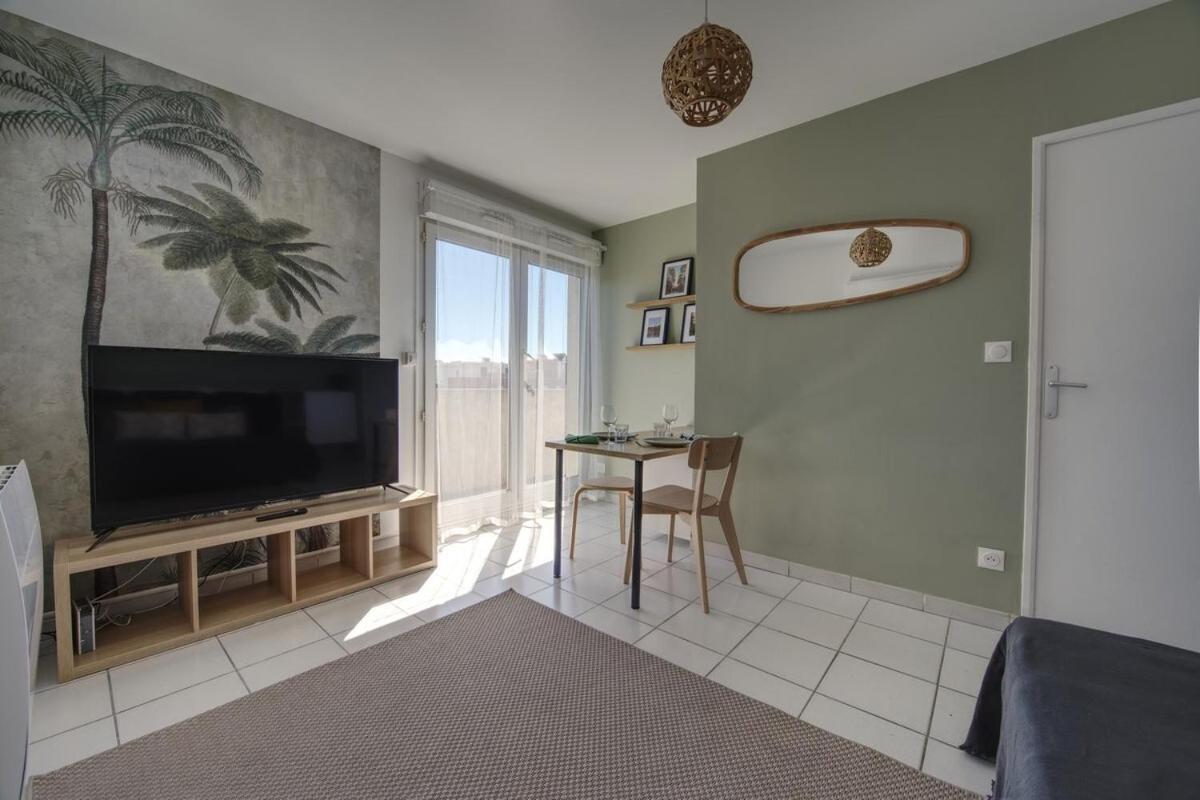 La Palm Room ~ Climatisation ~ Balcon ~ Parking Nimes Luaran gambar