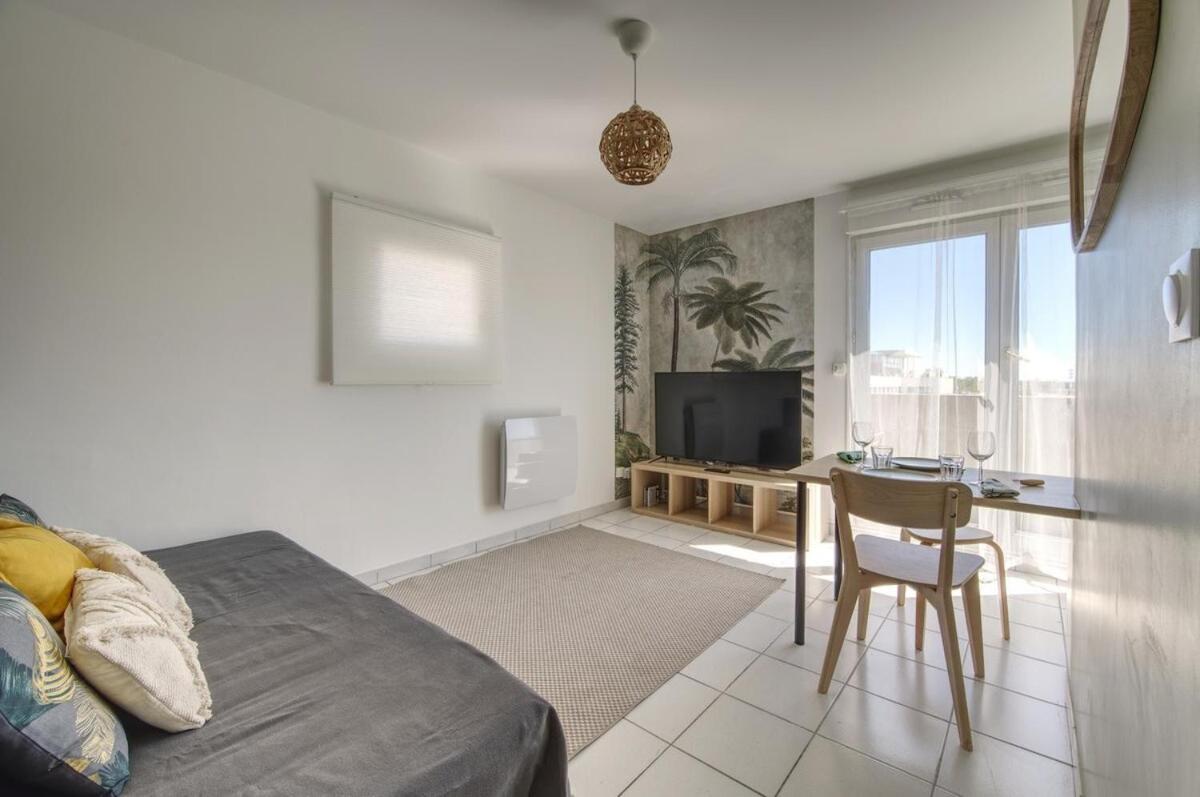 La Palm Room ~ Climatisation ~ Balcon ~ Parking Nimes Luaran gambar